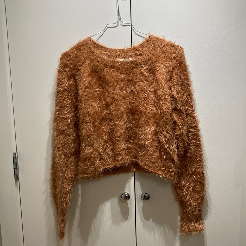 Billabong fuzzy sweater